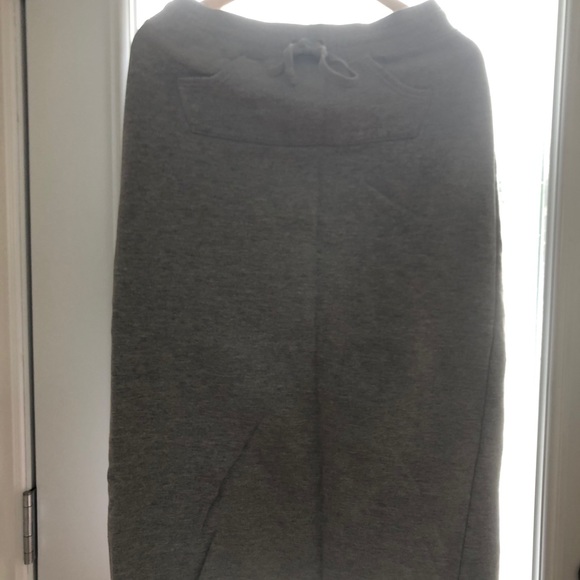 Hoodie skirt. - Picture 2 of 3